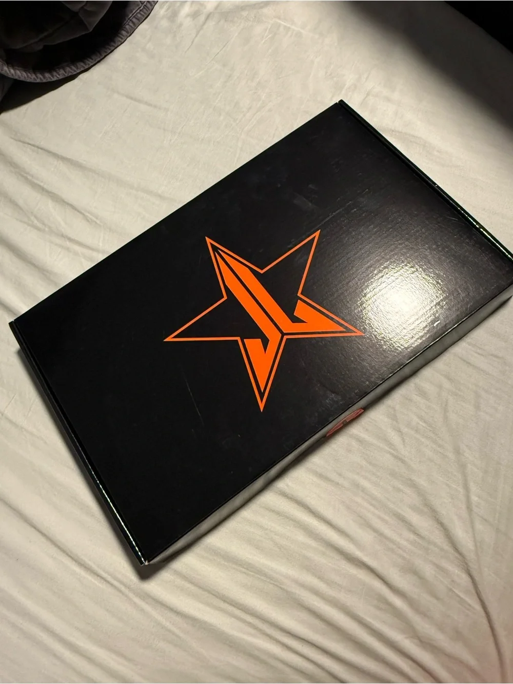 Jeffree Star 2020 Halloween Mystery box hand mirror, orange and black